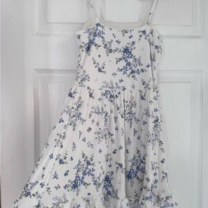 Girls Art Class White and Blue Floral Kids Dress (Size 10/12)